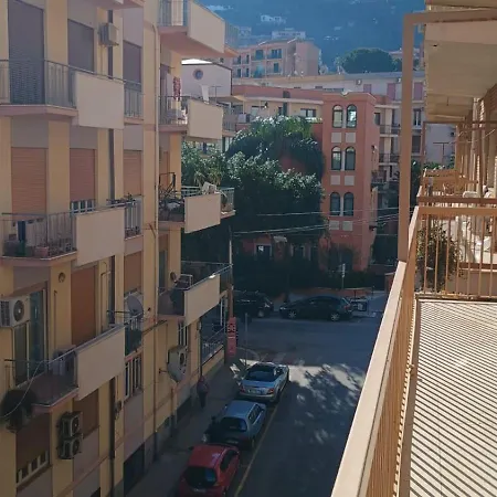 A Due Passi Dalla Sabbia Fine * Cefalù