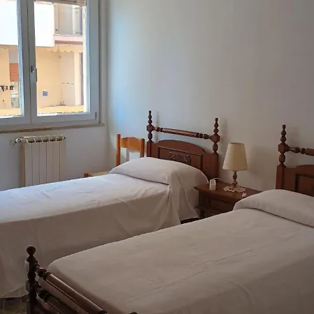 A Due Passi Dalla Sabbia Fine Apartment *